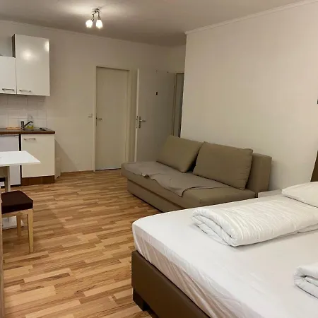 Grand Central Station Apartments I Contactless Check-In Vienna Exterior photo